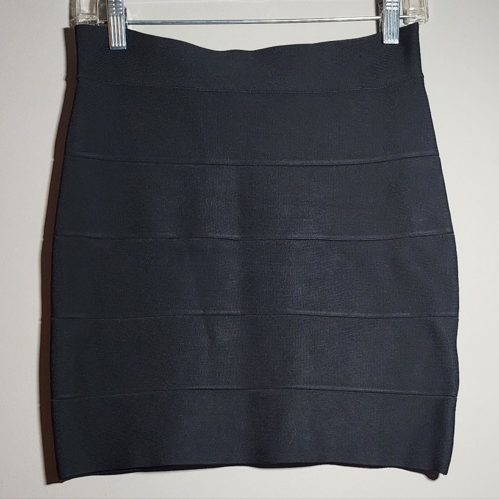 Medium BCBGMaxAzria Black Mini Bandage Pencil Skirt